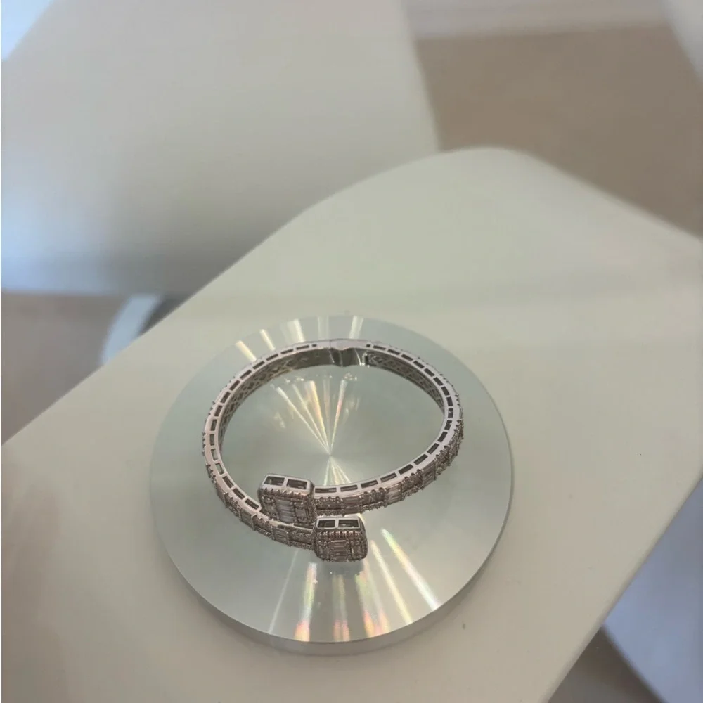 Executive Sterling Silver Bangle Emerald Cut